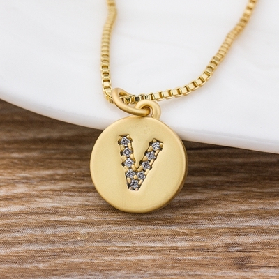 Sale Fashion Tiny Daint  Alphabet Pendants 26 Letters Necklace Gold Color for Women Girls Best Birthday Party Gift