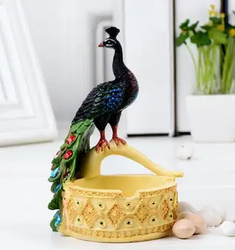

Chinese Resin Handicraft Home Wine Cabinet Display Large Peacock Ashtray Creative Fashion European Gift For Boyfriend