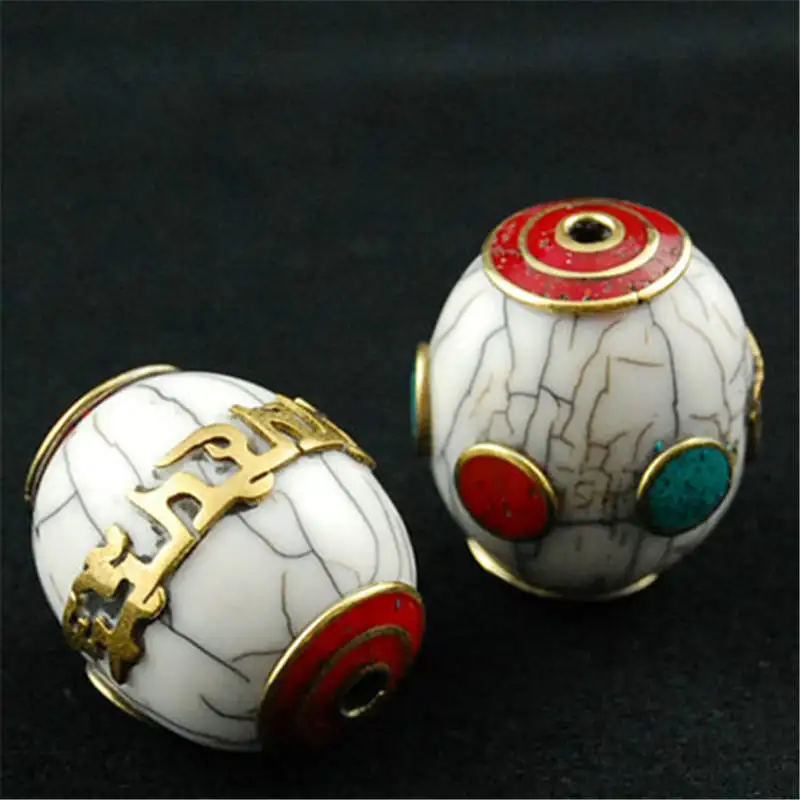 

NBB451 Tibetan Mantras Beads OM MANI PAD ME HUM Nepal White Resin Date Hand Beads 2beads lot