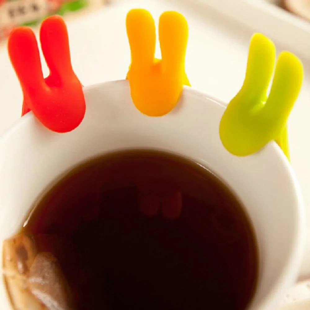 

2018 2 PCS Lovely Rabbit Tea Bag Holder Cute Silicone Cup Mug Hanging Tool Gift Coffee Tea Spoon Holder