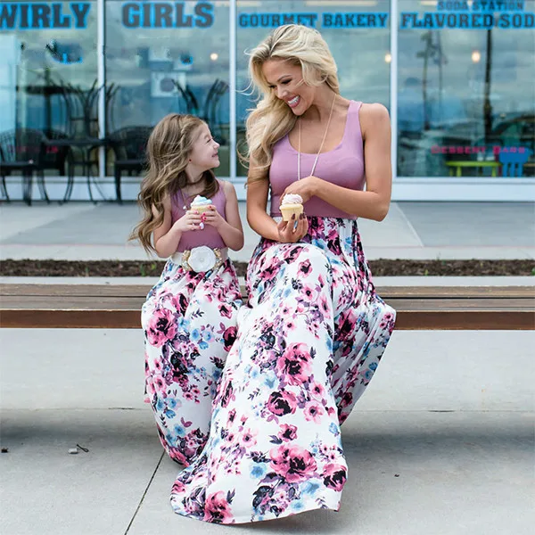 Family Matching Clothes Mother Daughter Dresses Sleeveless Floral Long Dress Mother and Daughter Clothes Mom and Daughter Dress - Цвет: ZHR004