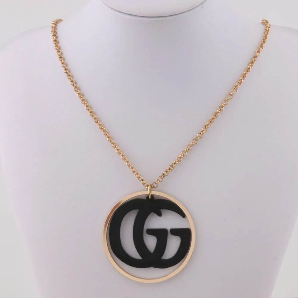 

Gold Chain Big Pendant Necklace for Women Fashion Brand Letter Pendant Necklace Fashion Jewelry Apparel Accessories