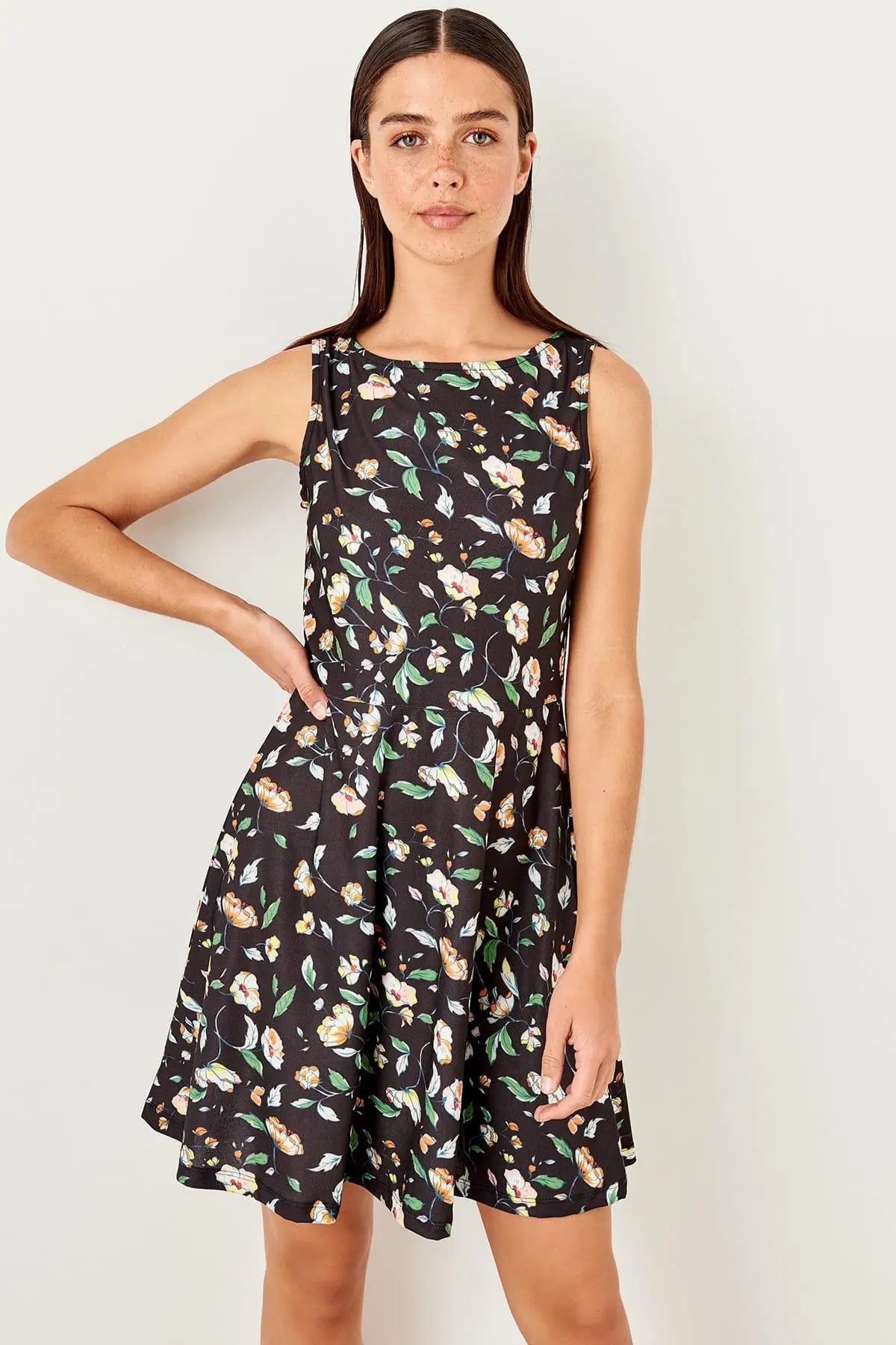 

Trendyol Black Pattern Knitted Dress TWOSS19XM0271