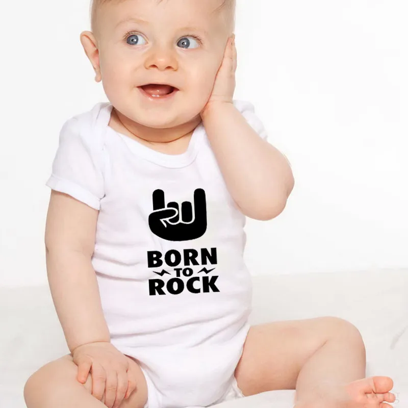 20200 Забавный боди для новорожденных с надписью BORN TO ROCK белый комбинезон маленьких
