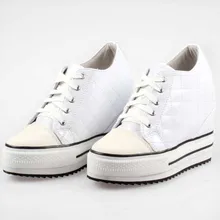 Сексуальные кружева до клинья сапоги высокие платформы клин высокие каблуки повседневная обувь лифт высота увеличение дамской одежды стеганые обуви