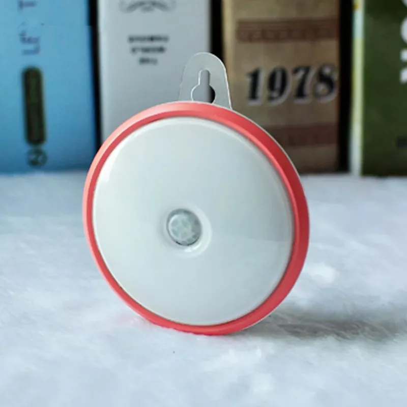 Светодиодные управления ночник с датчиком движения USB зарядка Творческий