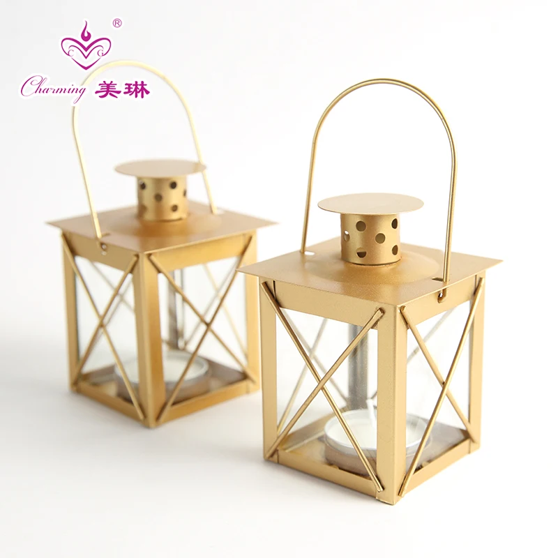 

Furnishing Metal Lantern Candle Holder Retro Wedding Gold Candlestick Decor Birthday Gift Party Festival Home Decorations