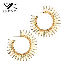 YUKAM, богемные этнические Золотые Большие круглые солнечные серьги-кольца для женщин, креольские серьги в стиле панк с заклепками, серьги с шипами и петлями, ювелирные изделия для ушей