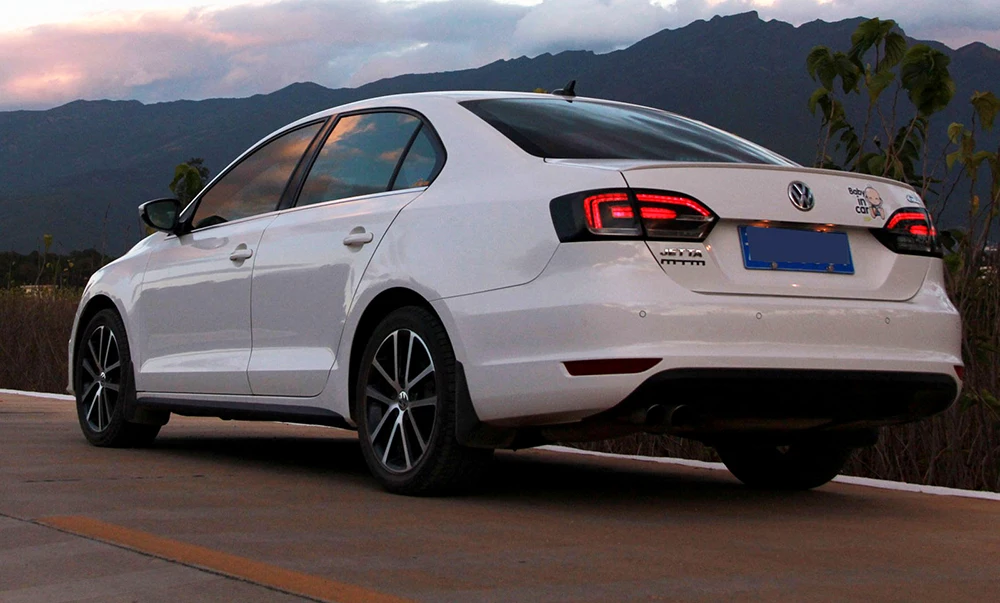   JETTA MK6LED GLI TC   (8)