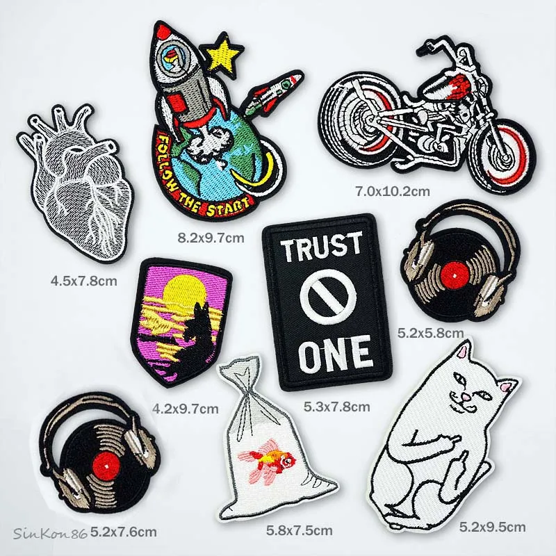 

Cat Rocket Heart TRUST NO ONE Embroidered Patch Applique Cute Patches Fabric Badge Garment DIY Apparel Accessories Badges