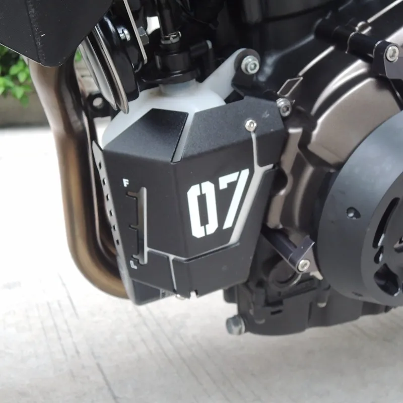 Новая мотоциклетная обувь аксессуары mt-07 изменение cnc охлаждающей жидкости баллоне щит Fit для Yamaha mt07 fz07