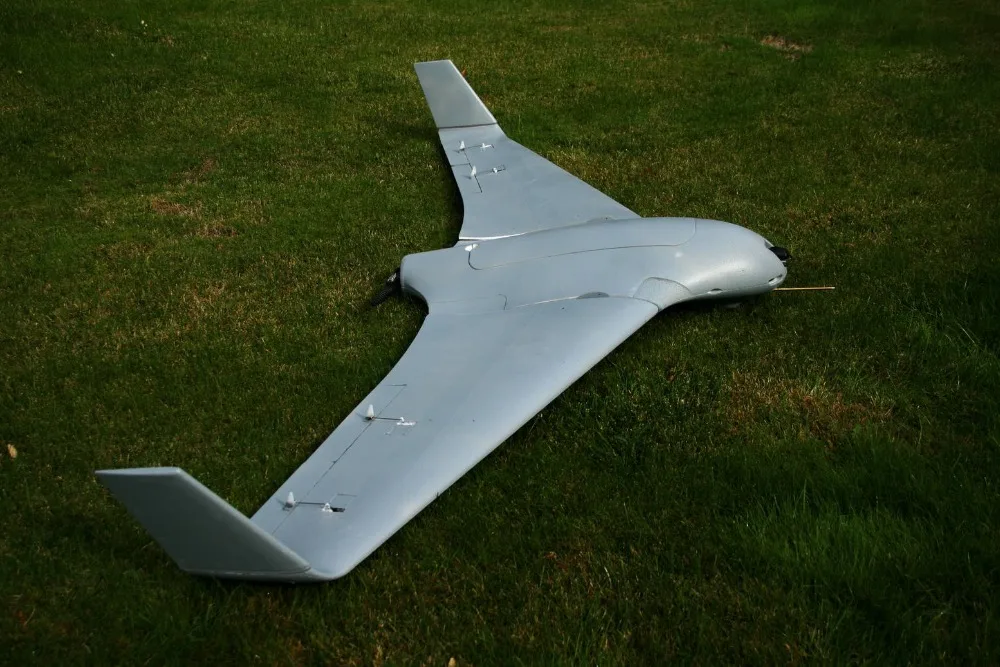 Skywalker X8 white Version Skywalker FPV Flying Wing 2122mm RC Plane Empty frame 2 Meters x-8 EPO RC Toy
