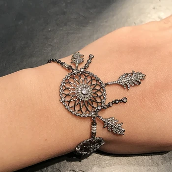 

Fashion Dreamcatcher Feather Charm Bracelet Hollow Star Copper Black Zircon Women Feather Egypt Temple Wedding Jewelry