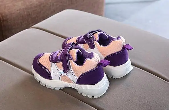 990.6