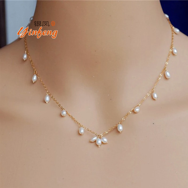 Simple fashion and natural pearl necklace with gold chain and rice type Pearlin Chain Necklaces