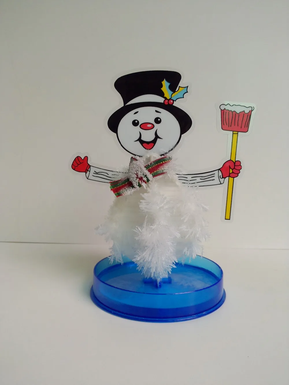 

2019 18x10cm DIY White Magic Growing Paper Snowman Crystals Tree Kit Artificial Magical Grow Trees Science Kids Christmas Toys