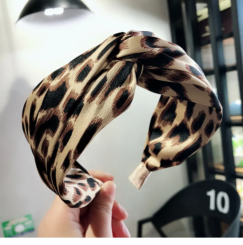 

Fashion Style Women Hairband Knot Turban Elastic Hair Head Hoop Bands Accessories Headband for Women Girls Leopard headdress