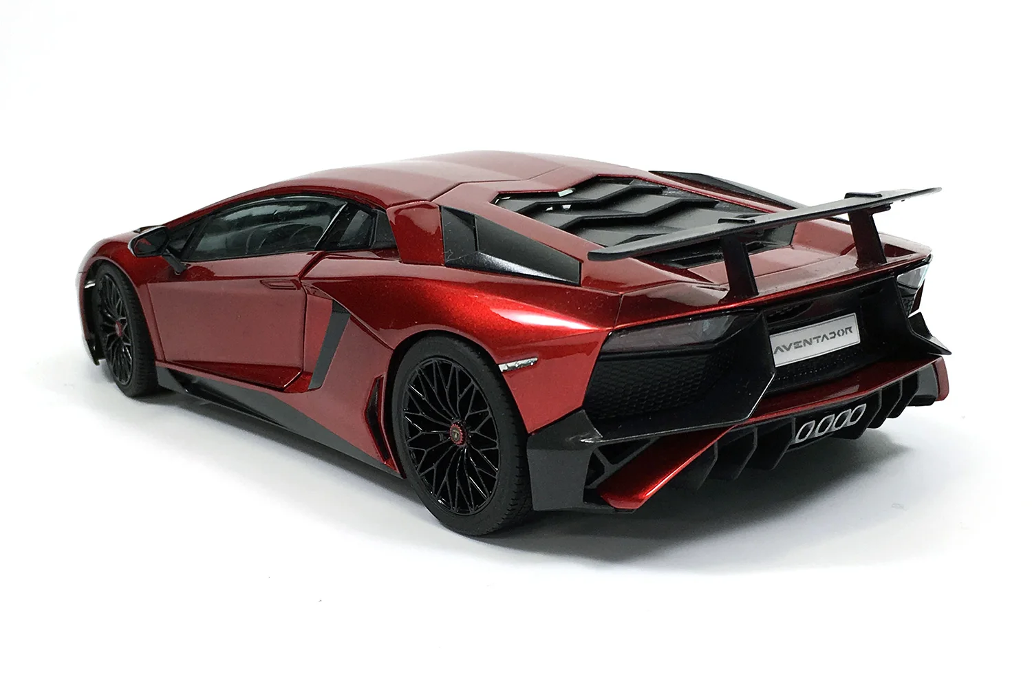 AVENTADOR LP750-4 SV 1/24 модель автомобиля 05120