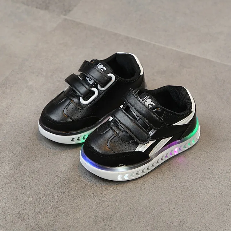 Детские светящиеся кроссовки со светодиодной зарядкой для малышей; модная светящаяся обувь на липучке для девочек и мальчиков; детская обувь - Цвет: black