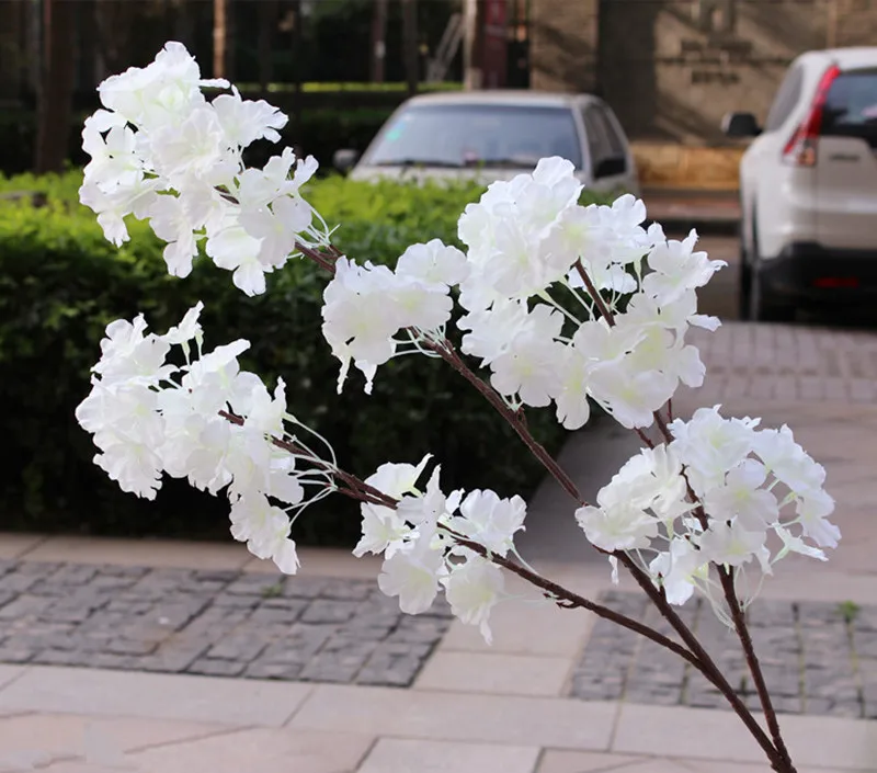 Искусственный цветок вишни поддельный цветочный венок искусственное свадебное украшение Шелковый цветок большие предметы интерьера - Цвет: Белый