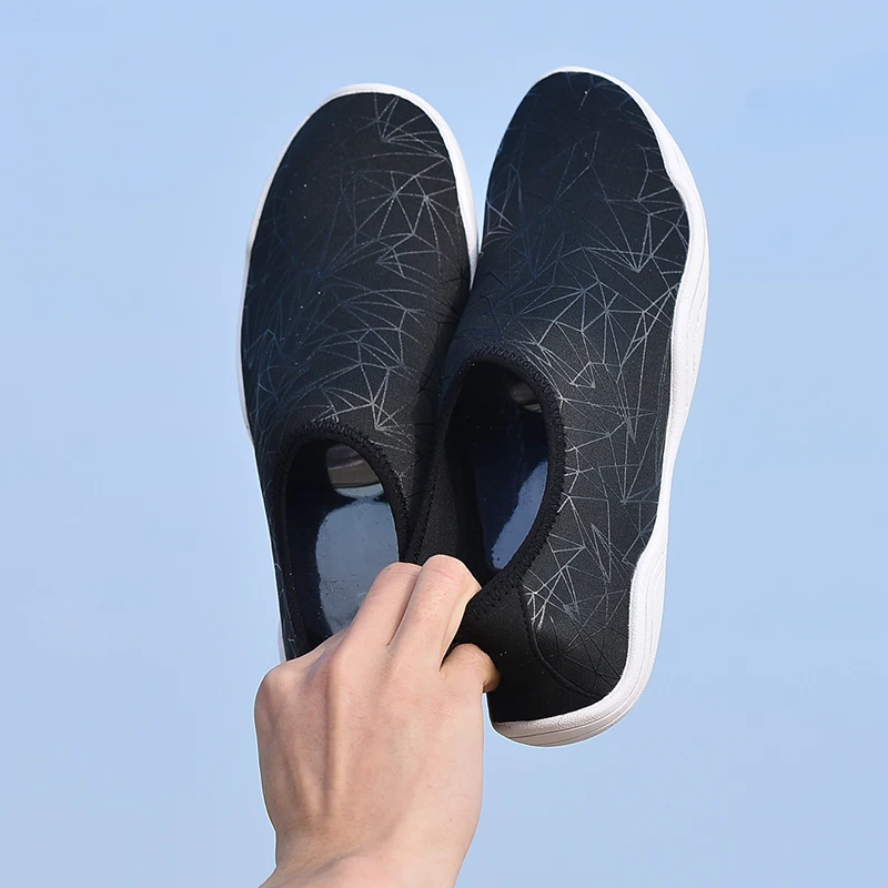 أحذية ماء الرجال النساء أكوا أحذية في الهواء الطلق أحذية الشاطئ زائد حجم بيرفوت رياضة الصيد سباحة متعددة الوظائف الأحذية