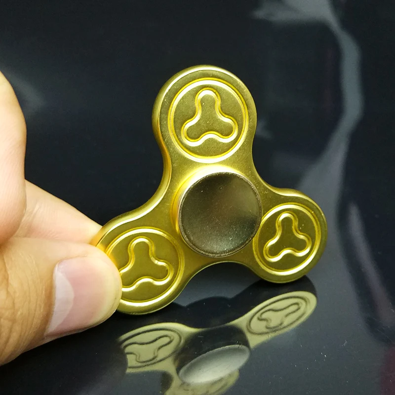 Rotate 4 Min Tri Fidget Hand Spinner Metal Triangle Torqbar Zinc Alloy Finger Toy EDC Handspinner Fidget Spinner Fast Toy SL52A