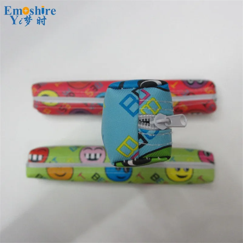 Emoshire Korean stationery cartoon smiley canvas pencil bag special expression stationery pencil pencils student pencil pencil pencil case (2)