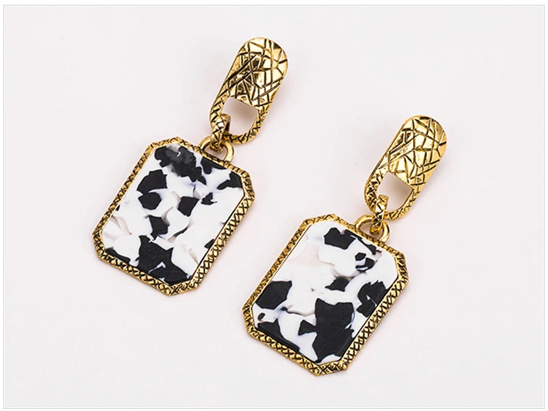 White Marble Square Earrings  (2)