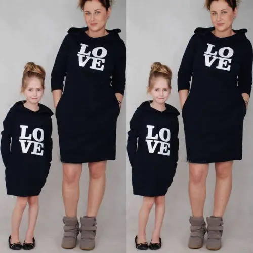 

Family Matching Women Kids Hoodies Mother Daughter Winter Pocket Jumper Long Sleeve Hooded Dress