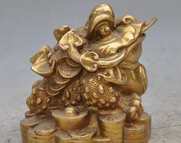 

chinese fengshui bronze copper wealth yuanbao golden toad frog lucky statue