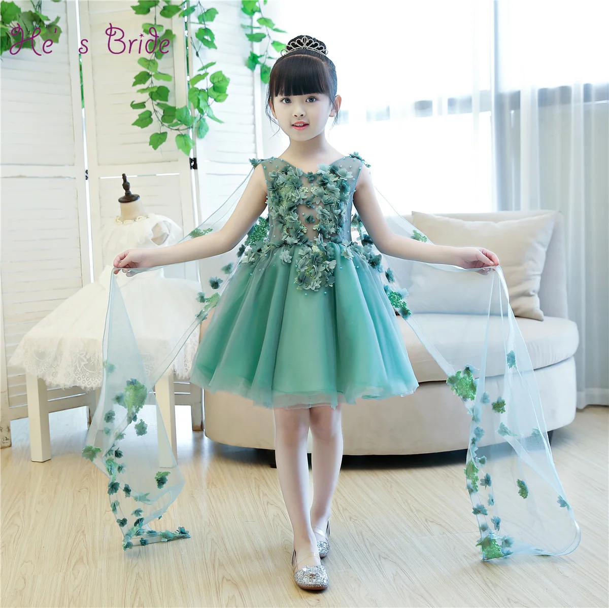 

He's Bride Appliques Sleeveless Shawl Above Knee Mini Green First Communion Dresses for Girls Flower Girl Pageant Dresses