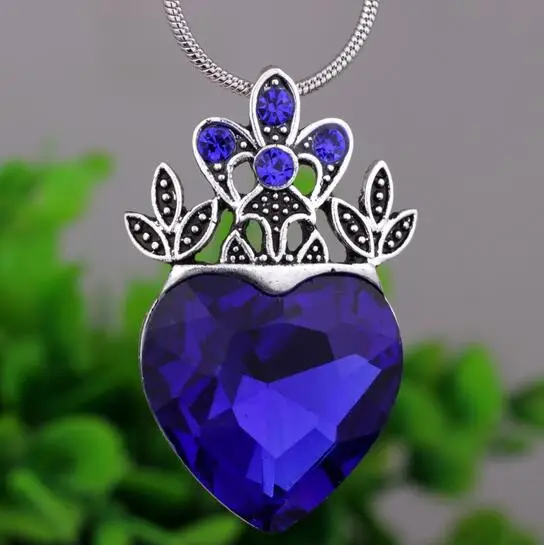 Us 4 69 Descendants Inspired Evie Necklace Gorgeous Of Hearts Hot European And American Jewelry For Women S Ypq0552 In Pendant Necklaces From Us 4 69 Descendants Inspired Evie Necklace Gorgeous Of Hearts Hot European And American Jewelry For Women S Ypq0552 In Pendant Necklaces From