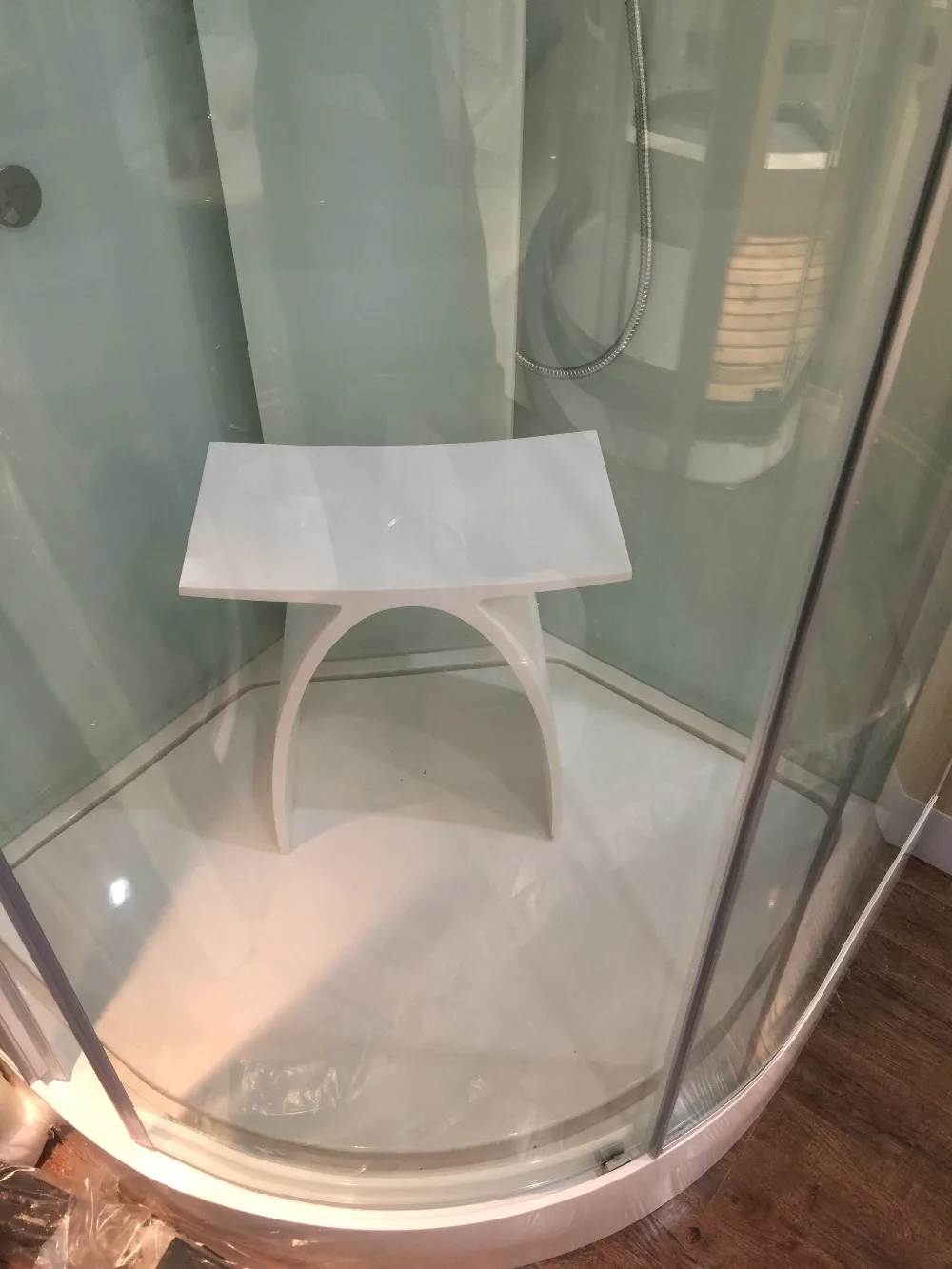 Сиденье для ванной комнаты, матовые Твердые сауна стул изогнутый Душ корпус стул WD0102