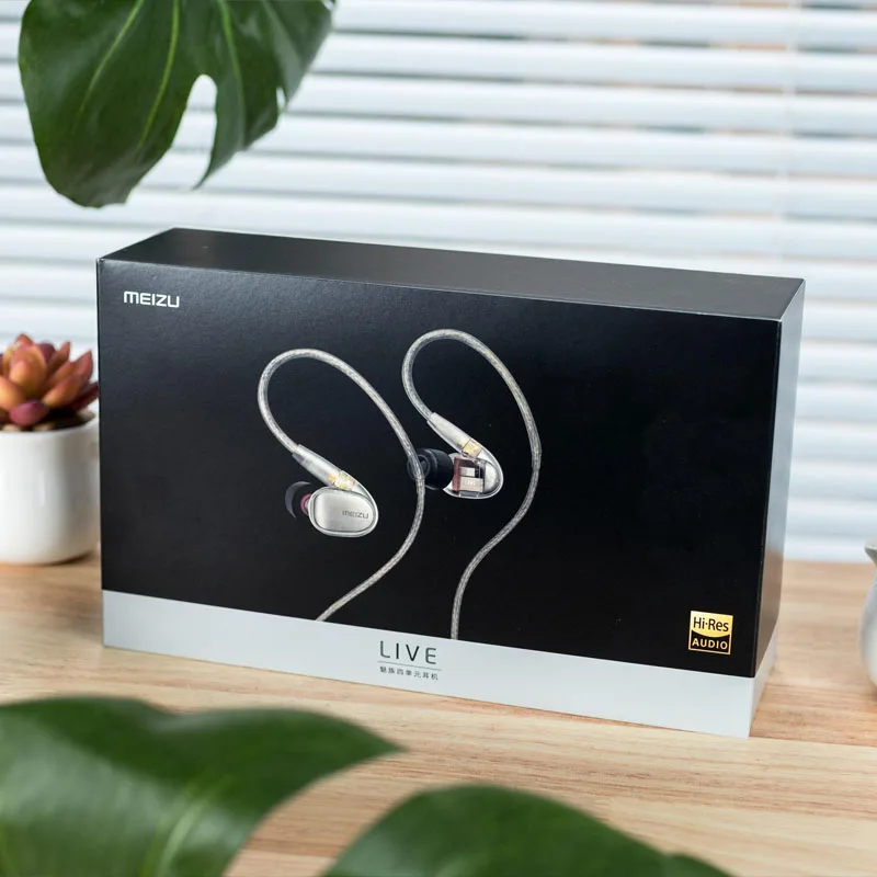 

Meizu Live Quad Driver Hybrid HiFi Metal in Ear Earphone True Subwooferwith 2 Pin Detachable Cable 1.2m With Mic for phone PC
