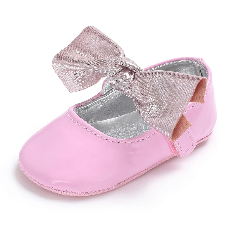 pink Новинка; нескользящая обувь для новорожденных с большим бантом; искусственная кожа принцесса; обувь для девочек; модные мокасины для малышей; мягкая подошва - Цвет: pink
