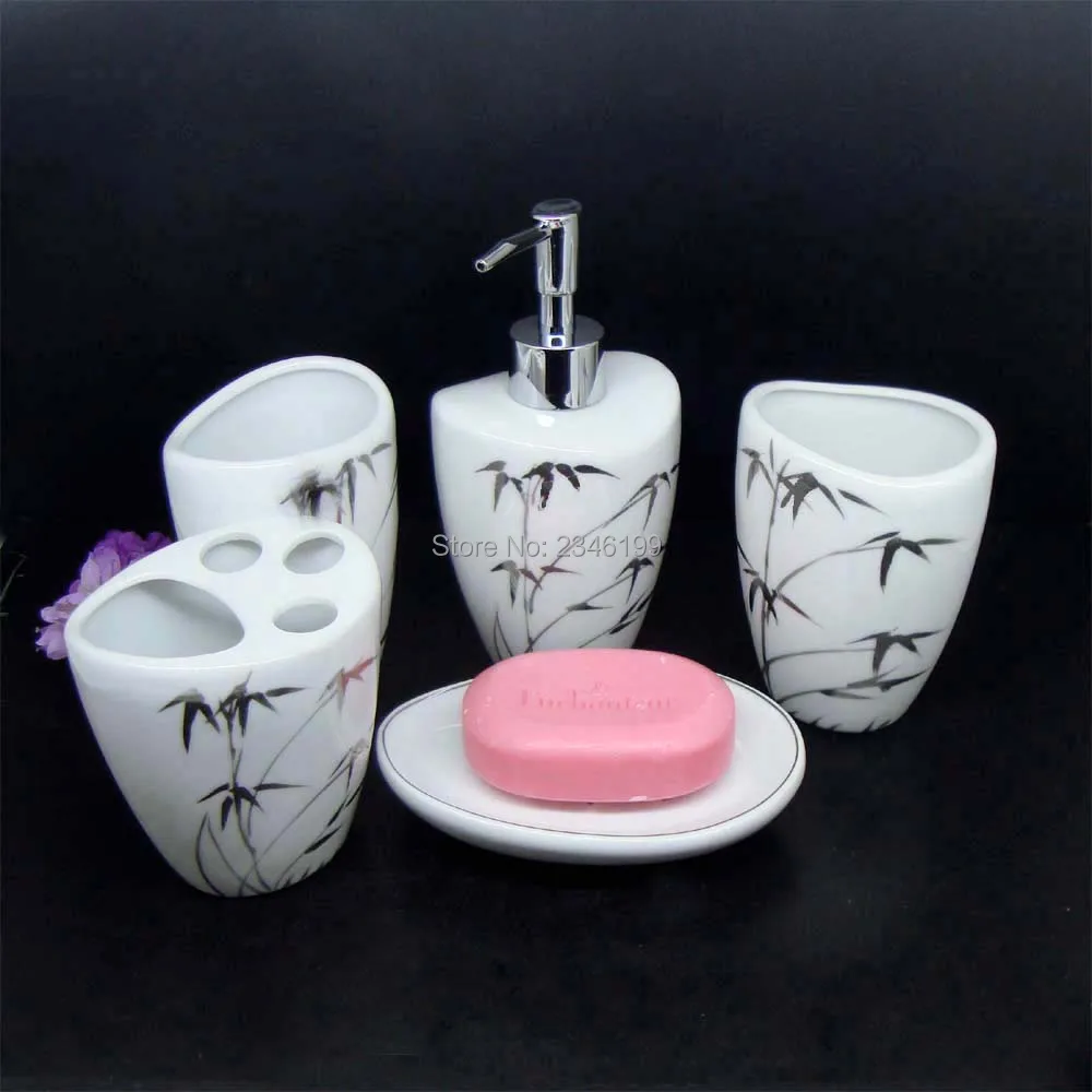 

5pcs/Set Chinese Style Ceramic Emulsion Empty Bottle Soap Dispenser Toothbrush Holder Shelf Bracket Bamboo Accessories Set