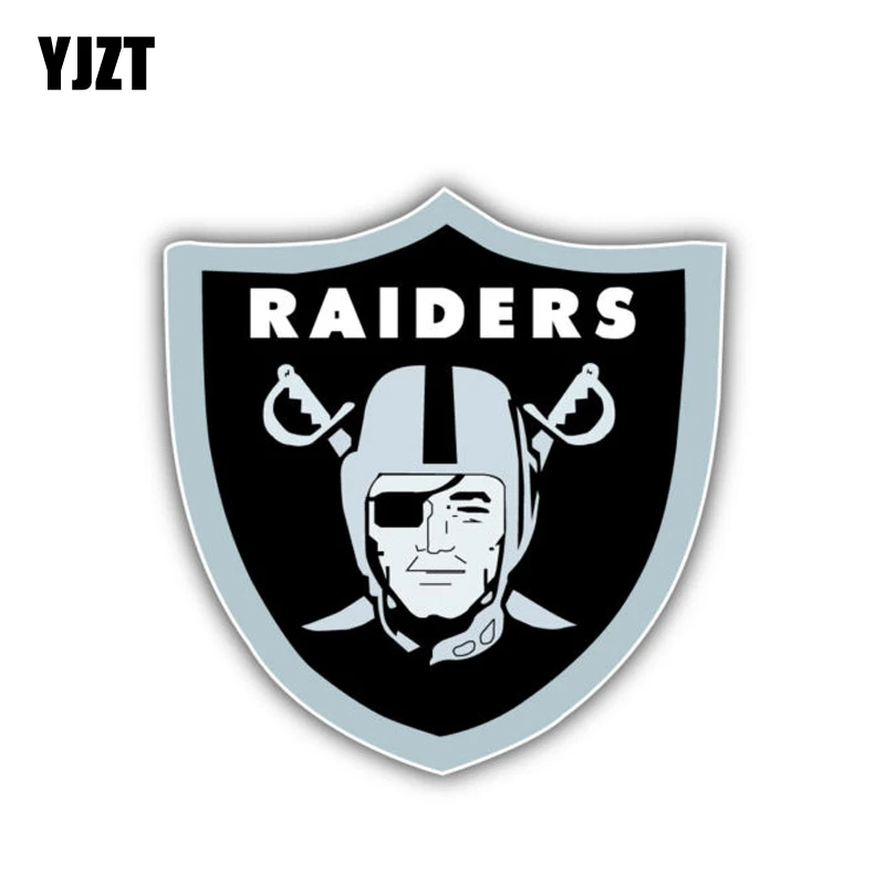 

YJZT 10.5CM*10.8CM Funny Football Badge Decal Oakland Raiders Car Sticker 6-1476