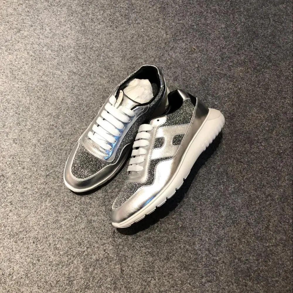 

New Spring 2019 Zhang Tian-ai's same style of heightened single shoes, leather sports, leisure shoes, small white shoes, thick s