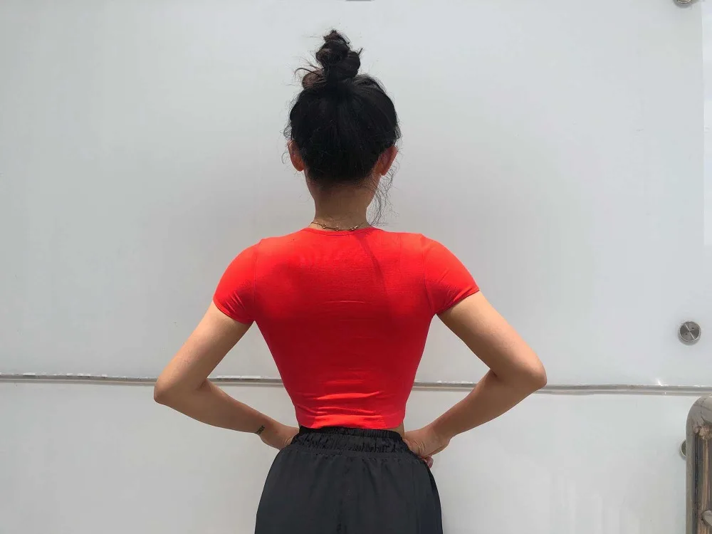 红色-(1)
