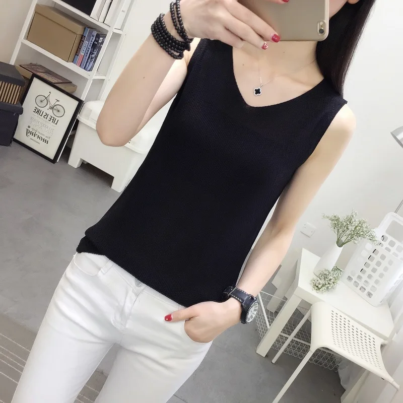 Actual photo of the new Korean version of vest in spring and summer of 2019 pure-color  bottom knitted sweater women's wear