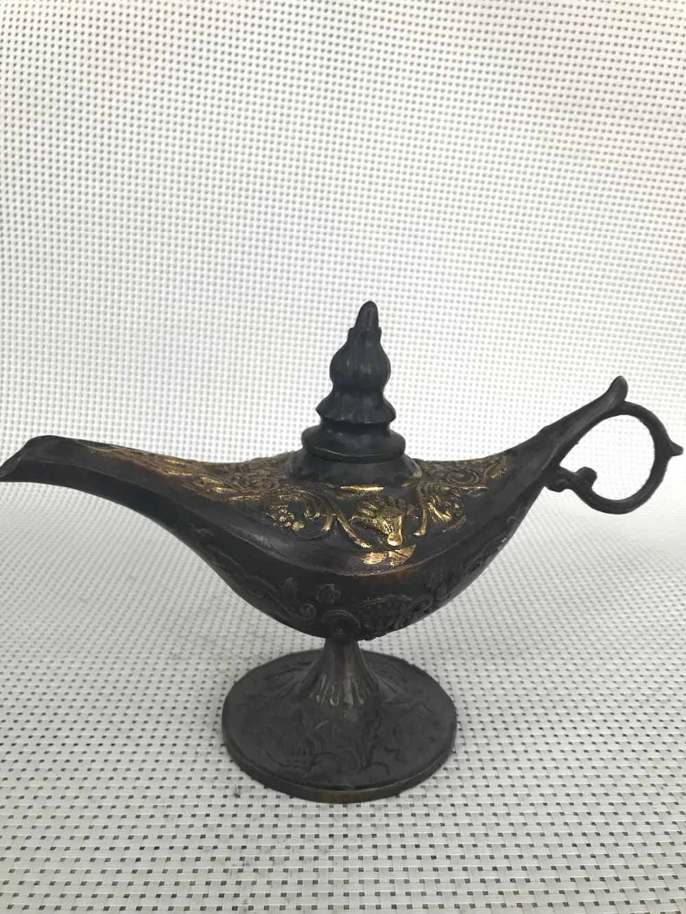 

Chinese hand-made Copper kettle Arabic style kettle Home Decorations