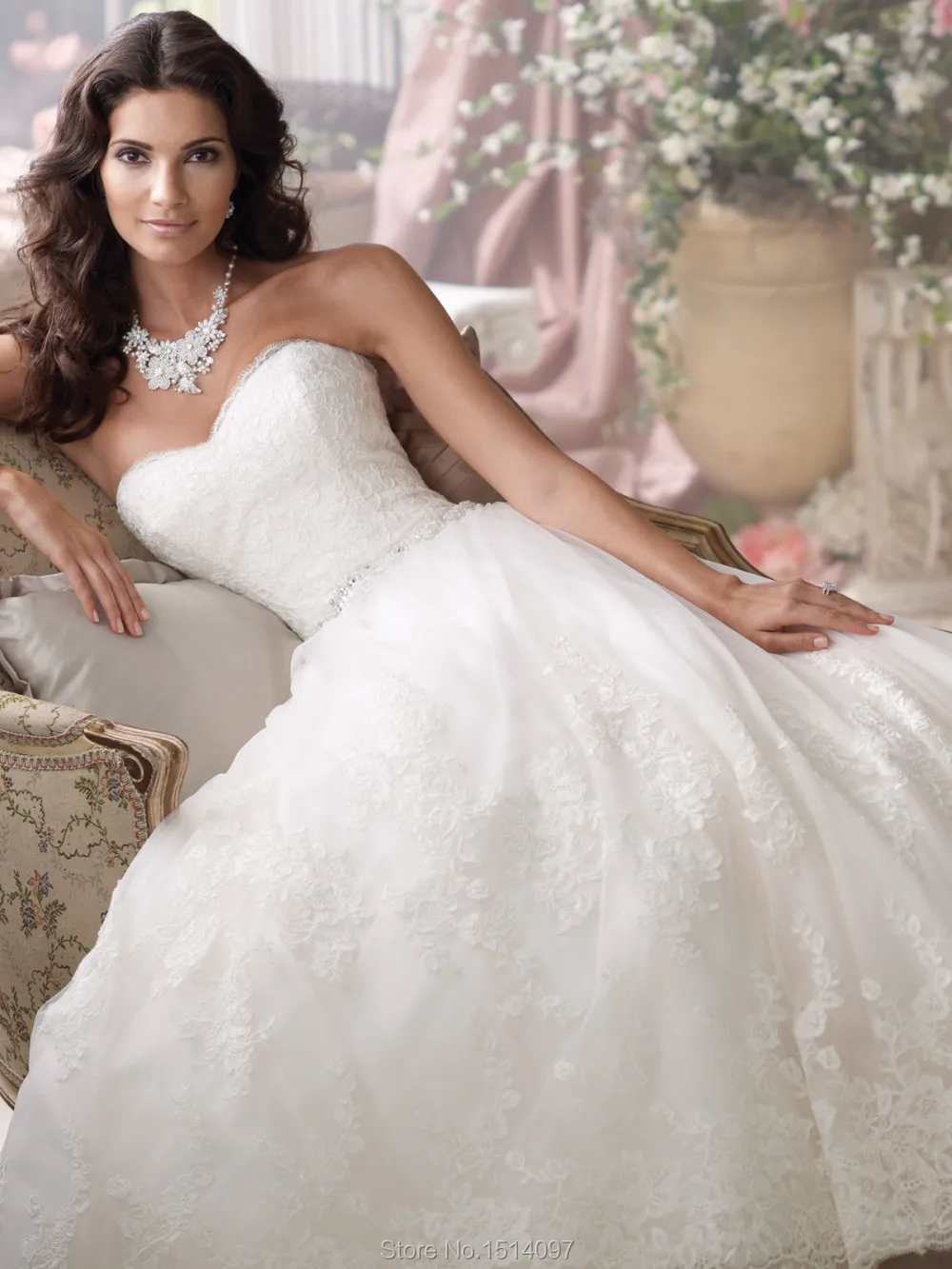 114289_SITTING_wedding_dresses_2014