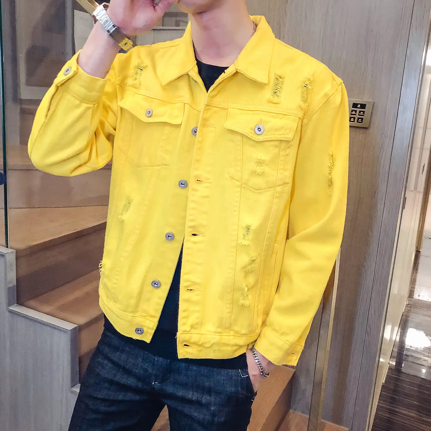 men hole stylish long sleeve denim jacket