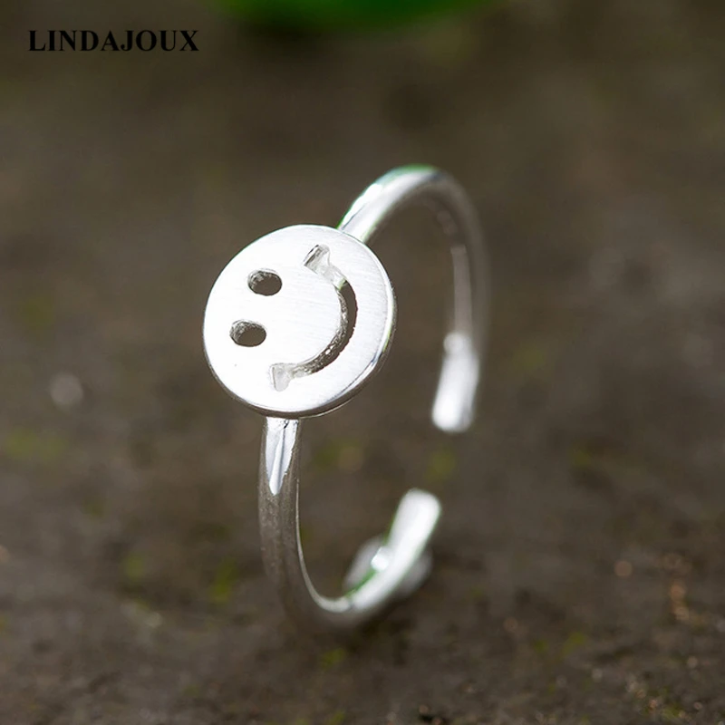 

LINDAJOUX Fashion Silver Color Matte Smiling Face Round Ring for Women Wedding Bands Party Rings resizable