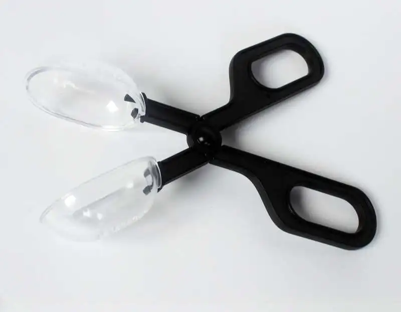 

Grasping/movement Ability Developing Plastic Clip Live Cricket Cockroach Bread Worm Food Catch Tool Climbing Box Cleaning