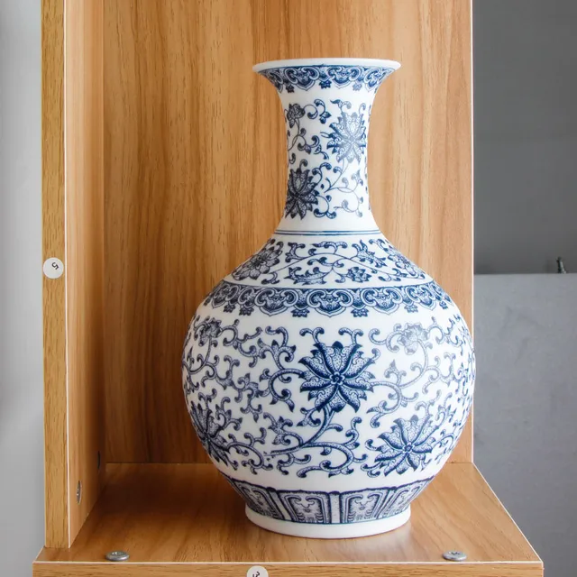 Chinese Style Jingdezhen Eggshell Blue And White Vase Ceramic Red Porcelain Kaolin Flower Vase Home Decor Handmade Vases 6