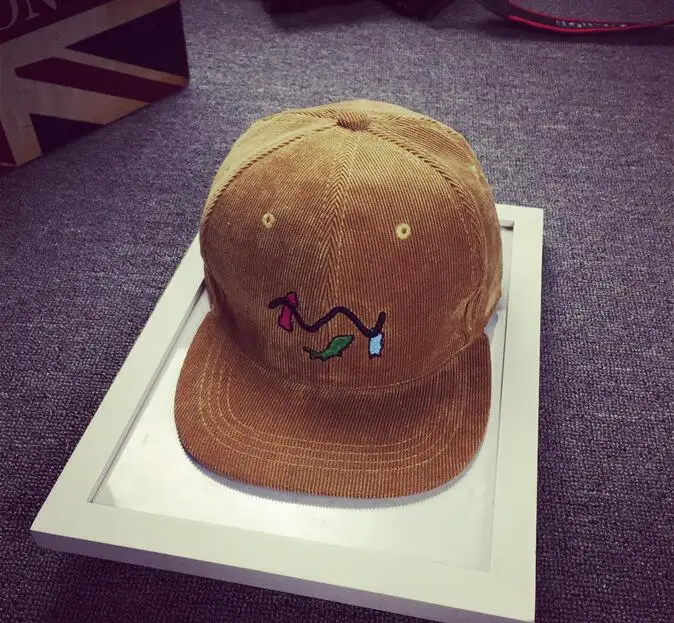 

New Cartoon Embroidery Hiphop Cap Vintage Women Baseball Cap Corduroy Adjustable Hat