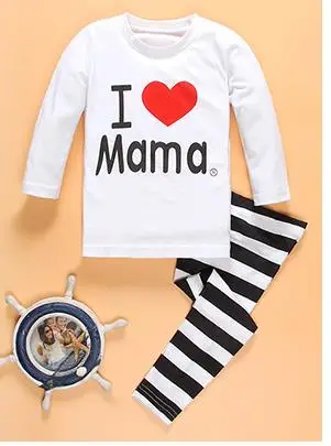 Детские пижамы с рисунками пижамный комплект в полоску для мальчиков и девочек с надписью «I Love Mama» и «I Love my family» 2 штуки одежда для сна комплект хлопчатобумажной одежды детские пижамы - Цвет: Белый
