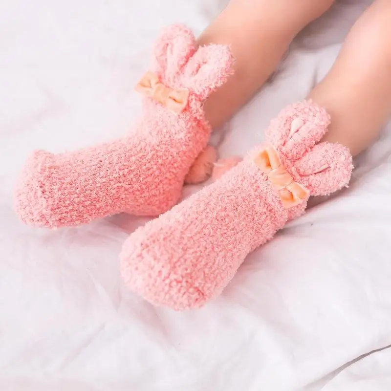 Детские коралловые бархатные Носки с рисунком кролика для малышей теплый нескользящий носки-тапочки носочки для девочки Детские