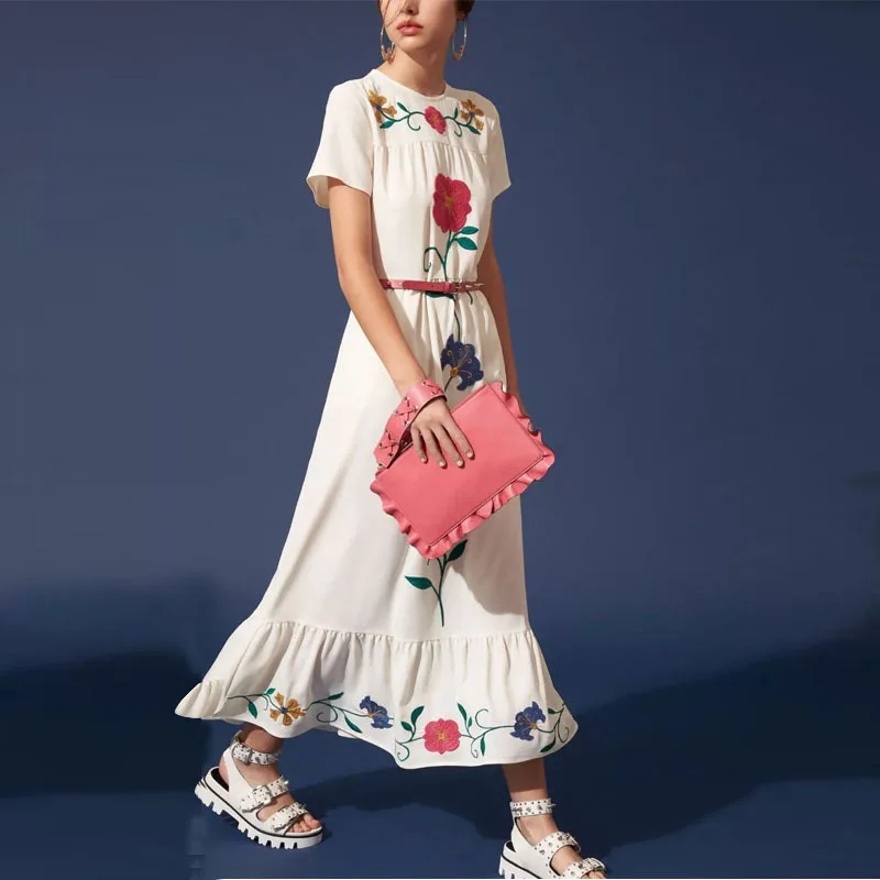 

2019 Spring and Summer Foreign Trade Women's Collar Short Sleeve Heavy Industry Positioning Embroidery Medium Dress Women